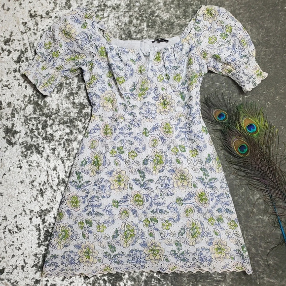 7 For All Mankind Dresses & Skirts - 7 For All Mankind Green Floral Eyelet Peasant Dress